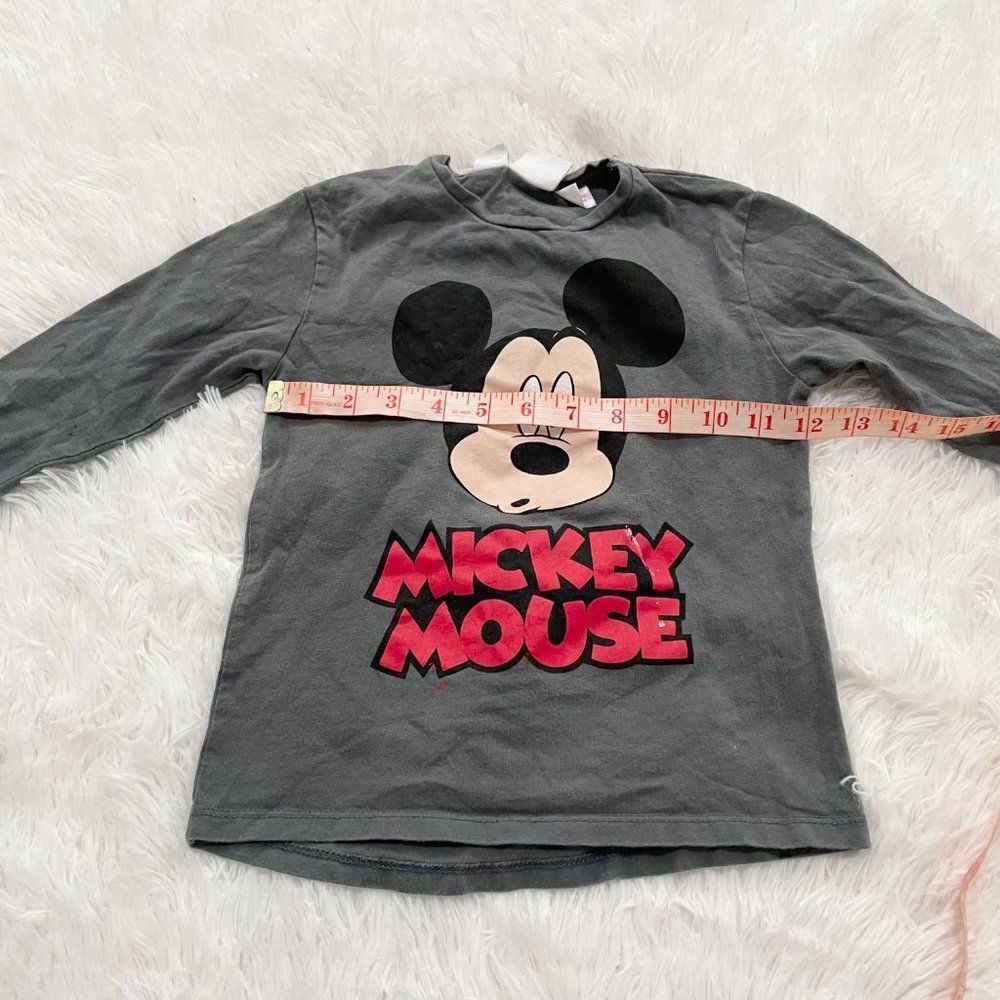 3/$10 Kids Zara x Disney Crew Neck Long Sleeve Top in Gray Size 3/4 - Picture 2 of 10